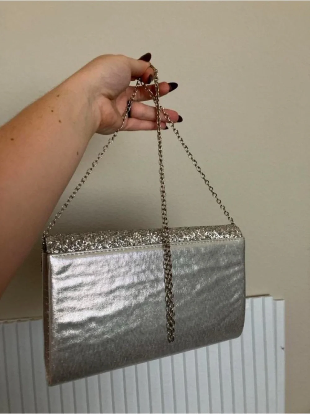 N/A chic silver